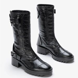 Like new Tamara Mellon boots size 7.5